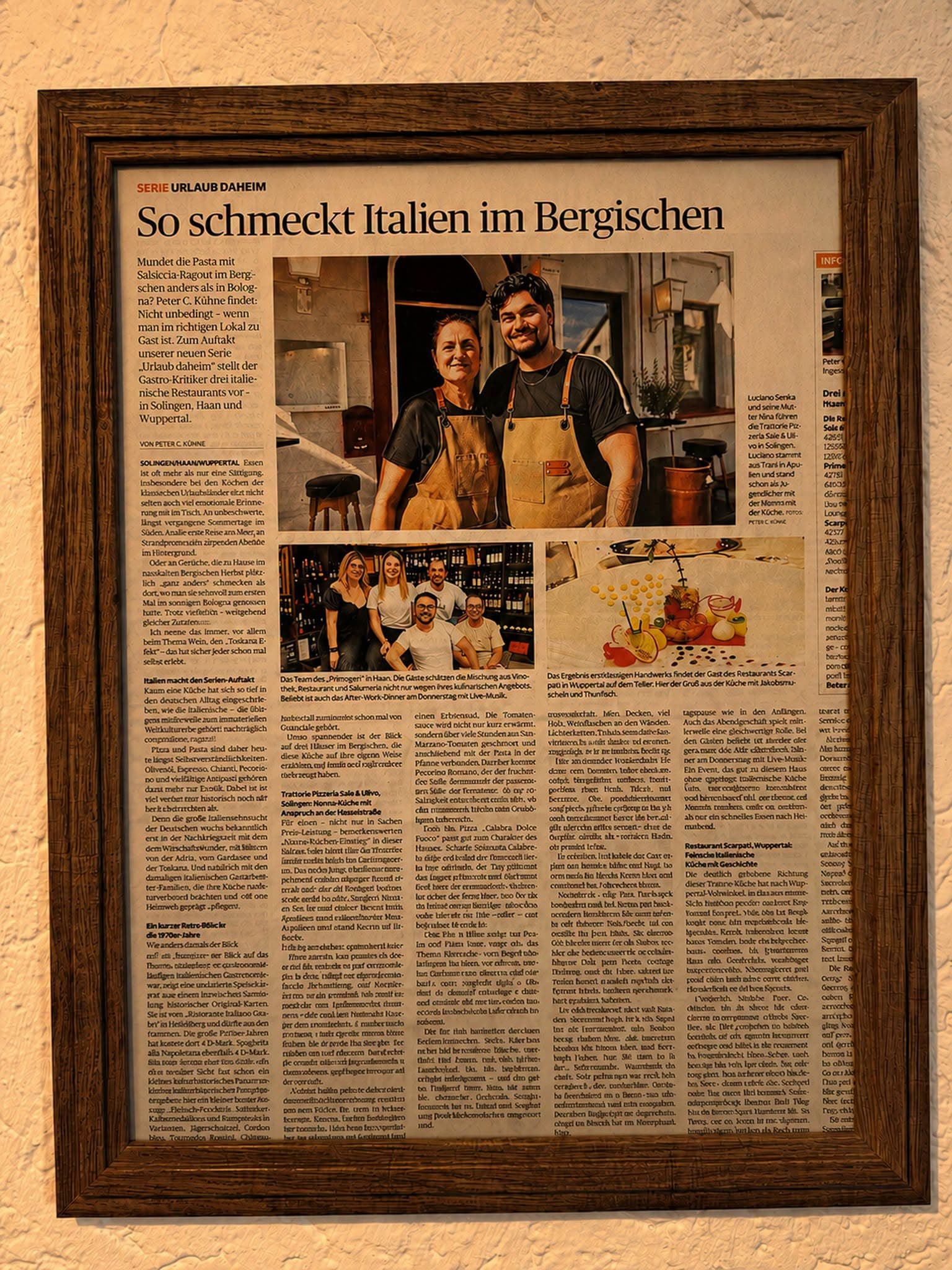 Gerahmter Zeitungsartikel über Sale & Ulivo